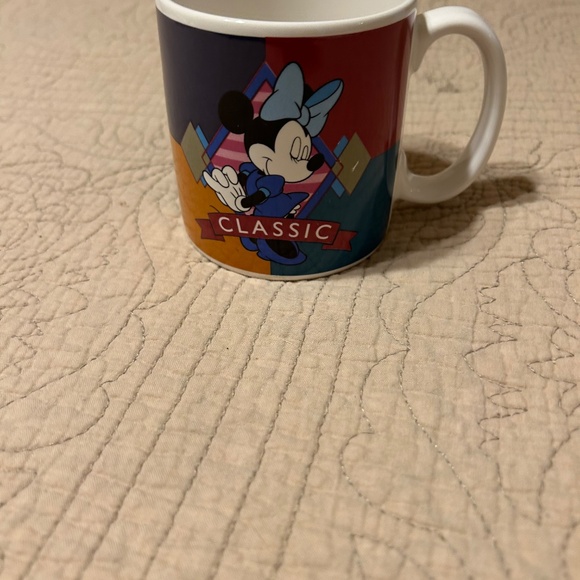 Vintage Minnie Mouse Classic  Disney Coffee Mug 1998 - Picture 2 of 6